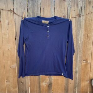Abbot Main Venice Beach long sleeve blue top size medium